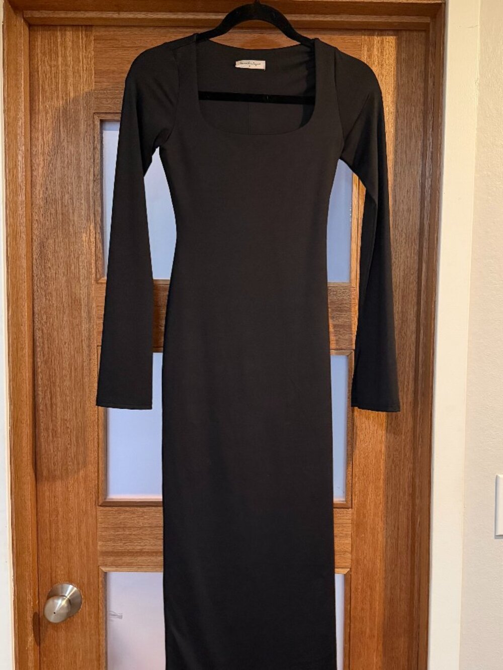 Beautiful Black Poly/Spandex Long Dress